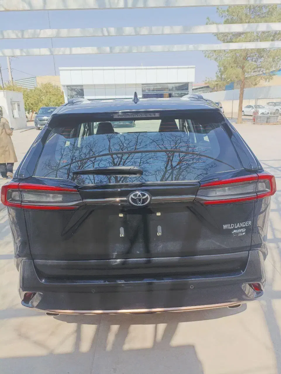 ماشین تویوتا وایلدلندر|خودرو سواری و وانت|زاهدان, |دیوار