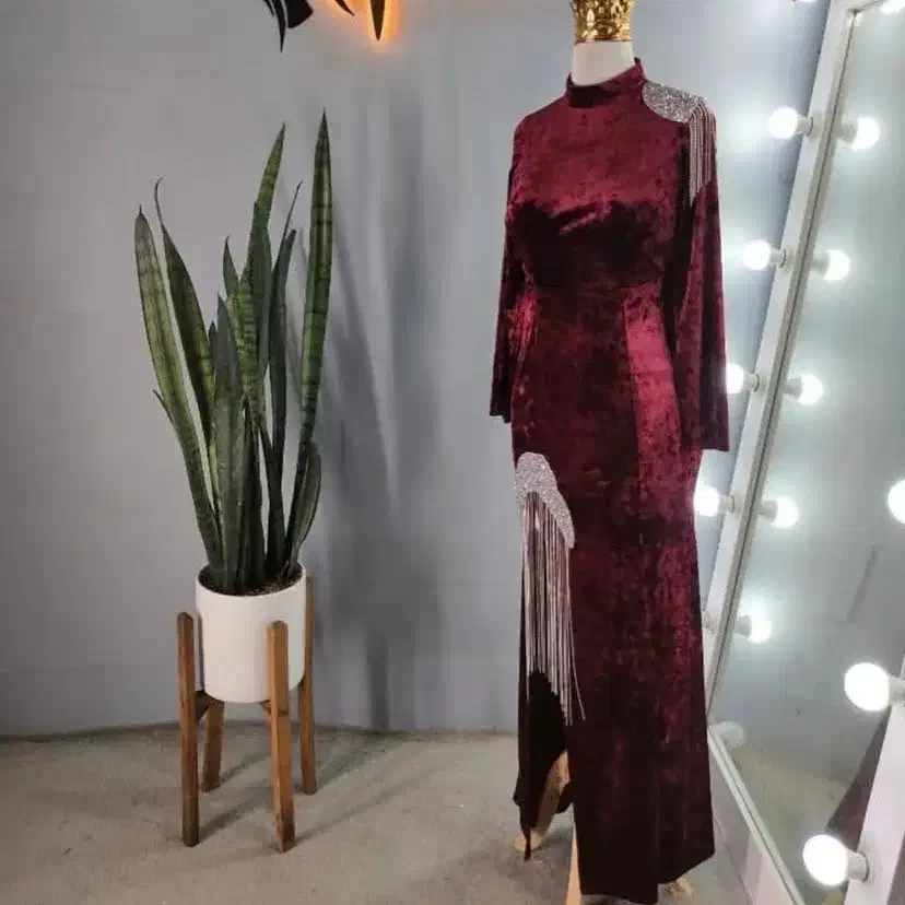 کرایه مجلسی مخمل مدل طاووس|لباس|بیرجند, |دیوار