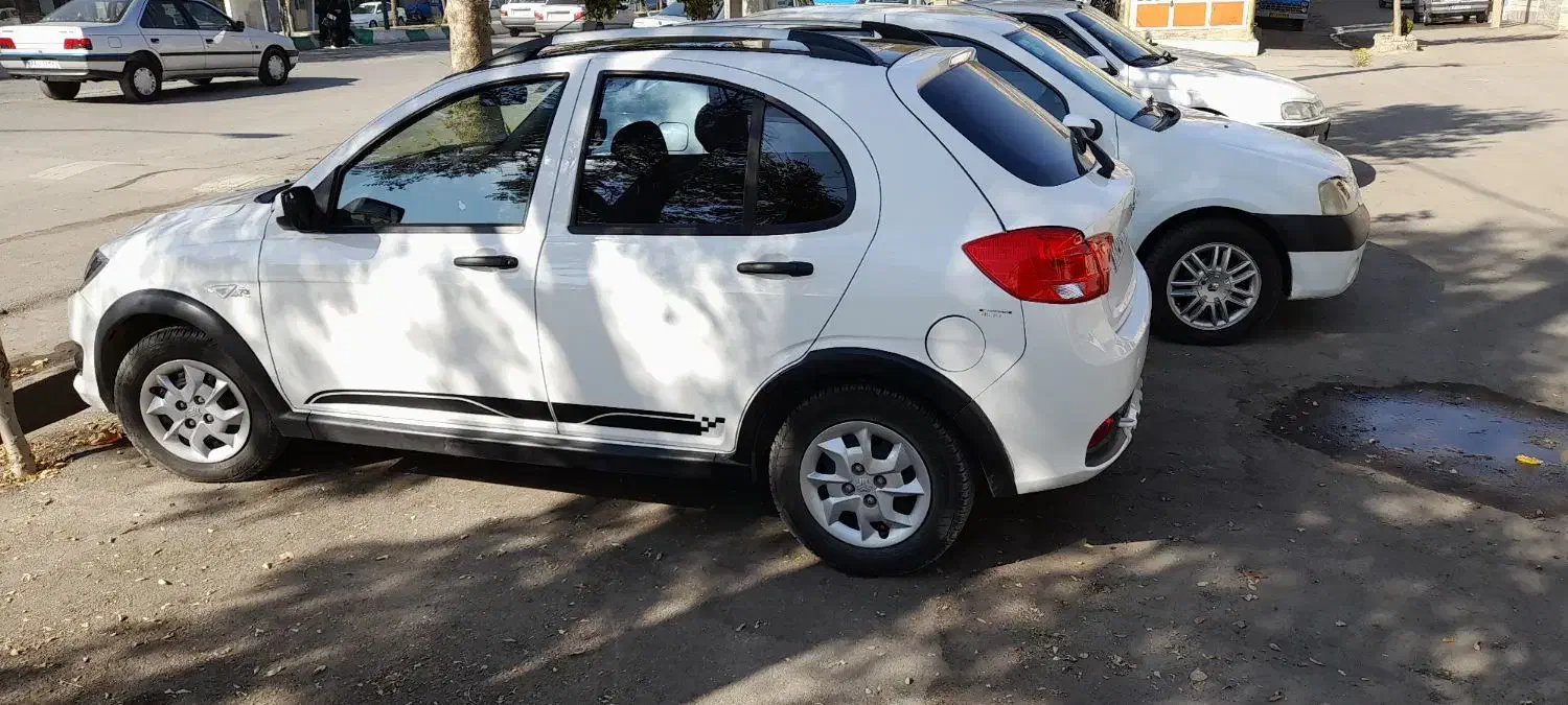 کوئیک ‌‌آر|خودرو سواری و وانت|بروجرد, |دیوار