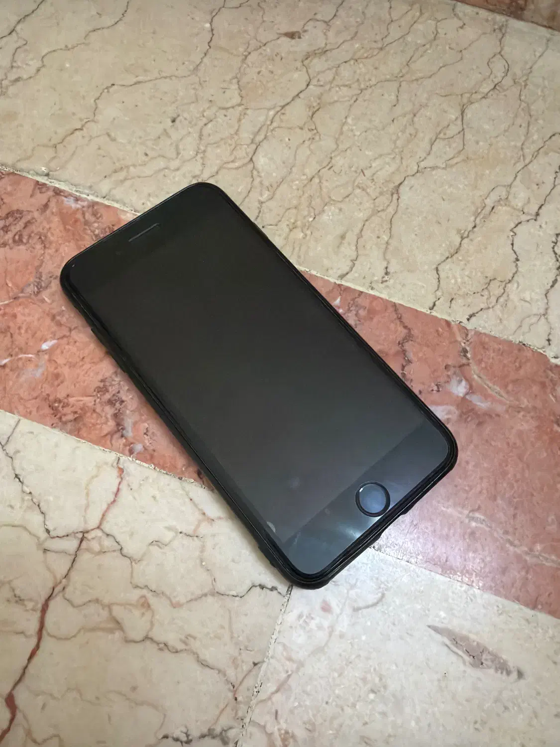 آیفون ۸ پلاس مشکی|موبایل|تهران, ارم|دیوار