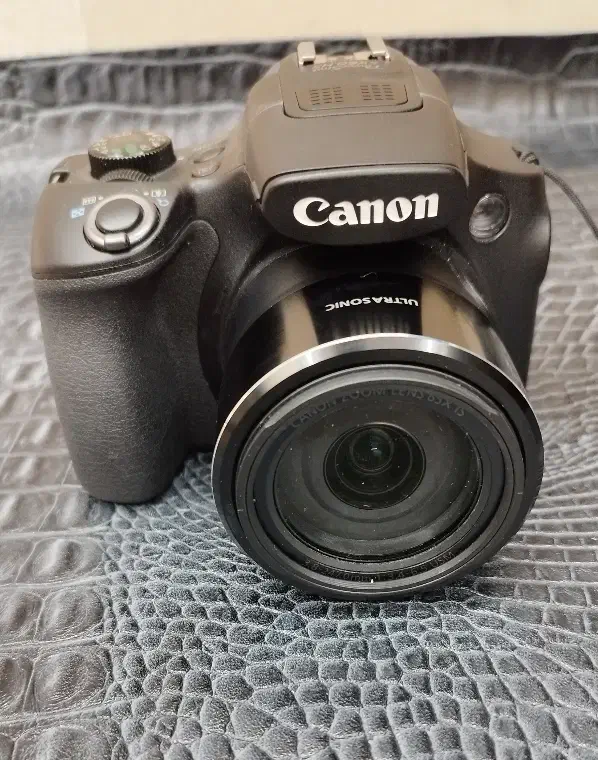 دوربین CANON powershot SX60HS|دوربین عکاسی و فیلمبرداری|شیراز, شهرک استقلال|دیوار