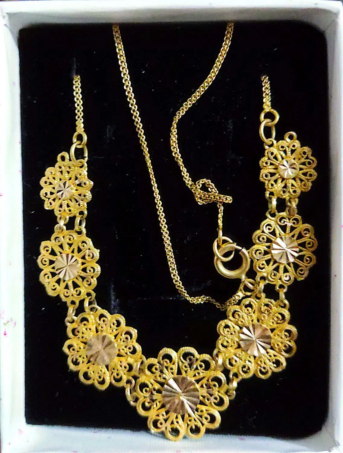 طلا|جواهرات|کهنوج, |دیوار