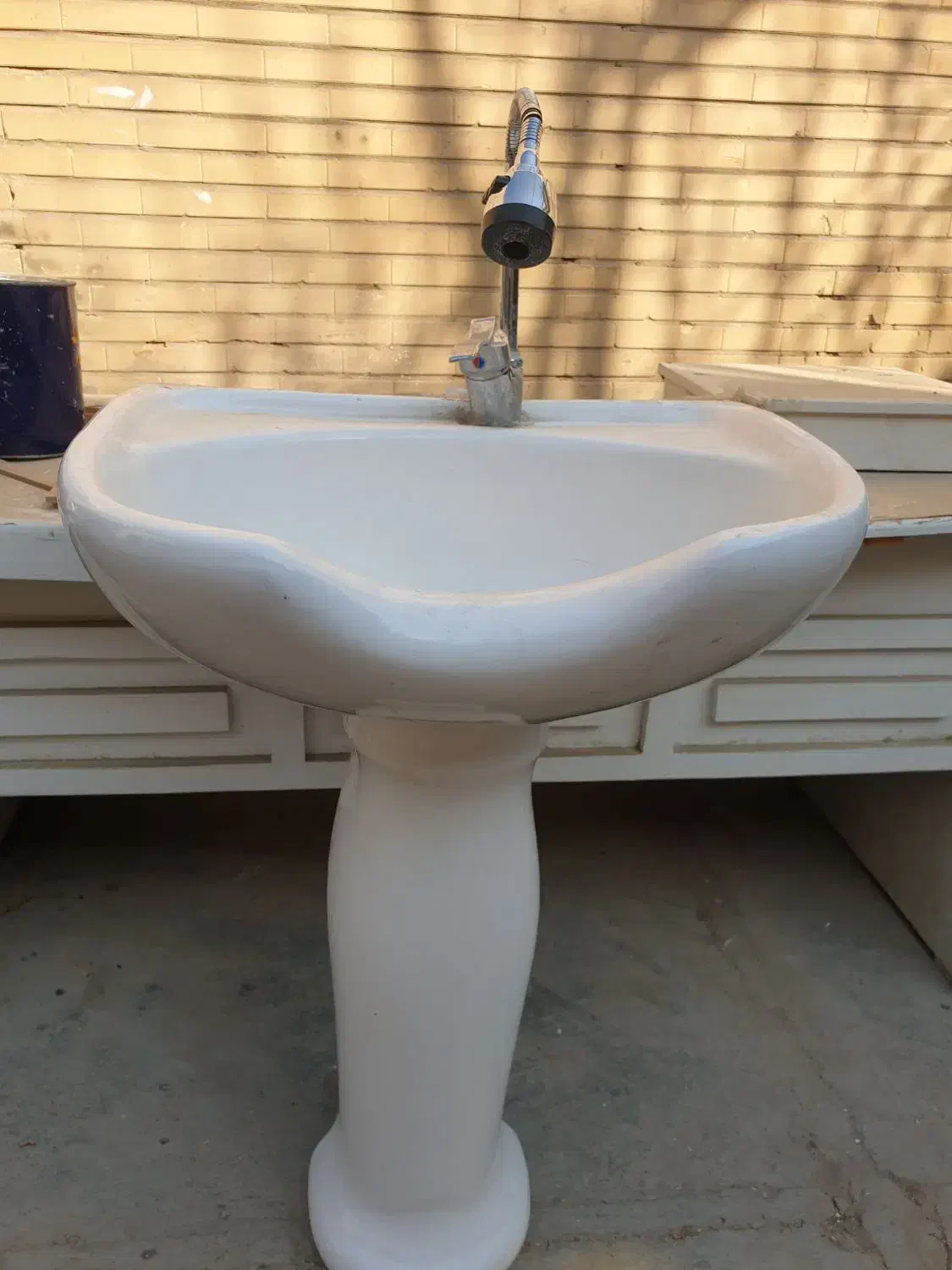 سرشور ایستاده|آرایشگاه و سالن‌های زیبایی|پردیس, شهرک صنعتی کمرد|دیوار