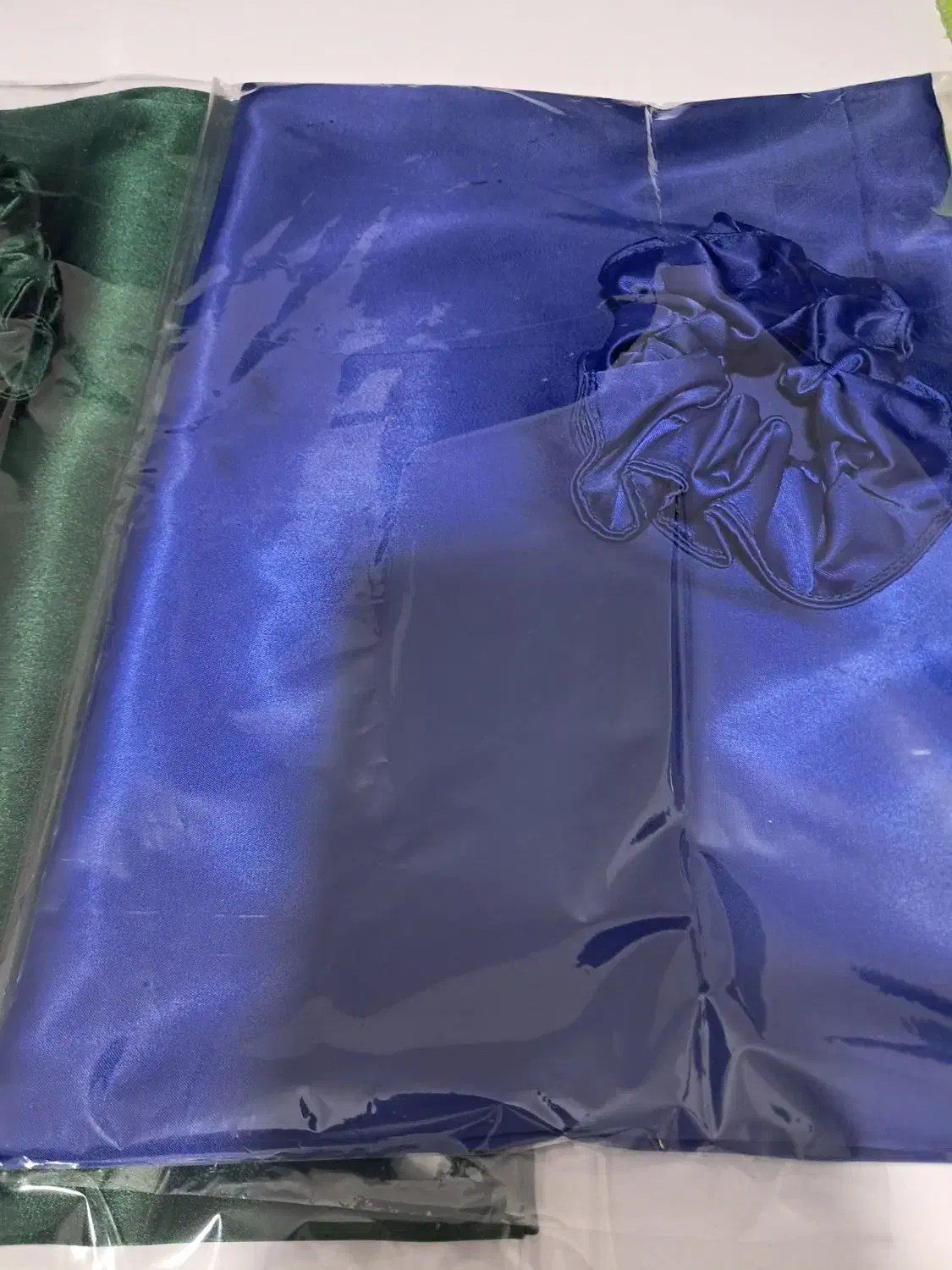 روبالشتی ساتن|رختخواب، بالش، پتو|تاکستان, |دیوار