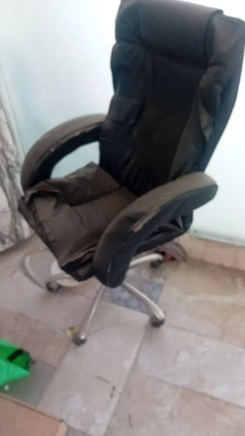 صندلی مدیریتی چرم|دفتر کار|پیشوا, |دیوار