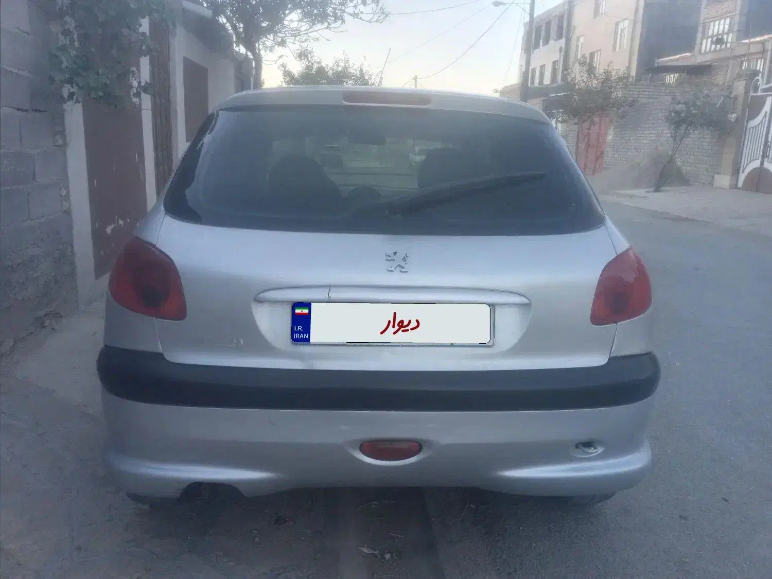 ۲۰۶مدل۸۳|خودرو سواری و وانت|اسفراین, |دیوار