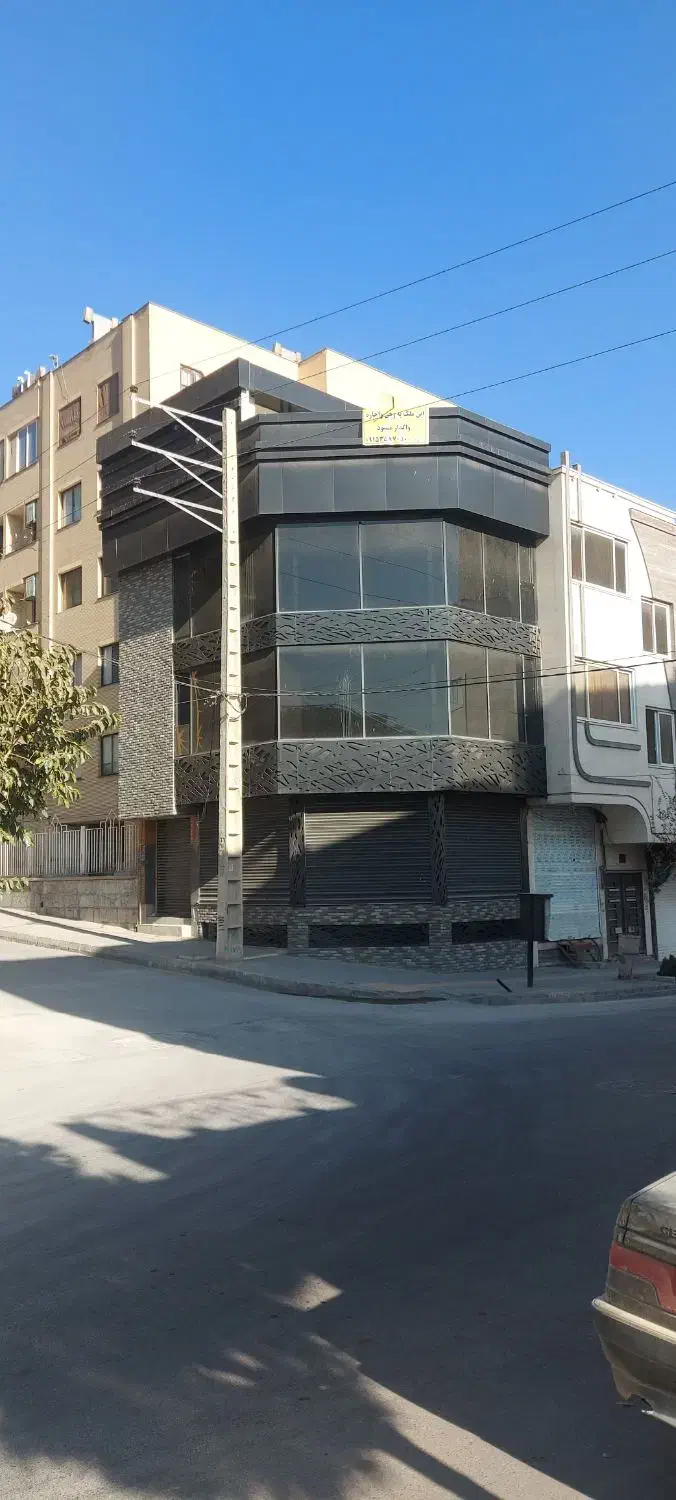 ۲۰۰متر تجاری و اداری در سه طبقه هاشمیه ۹۱/۳|اجارهٔ مغازه و غرفه|مشهد, نیروی هوایی|دیوار