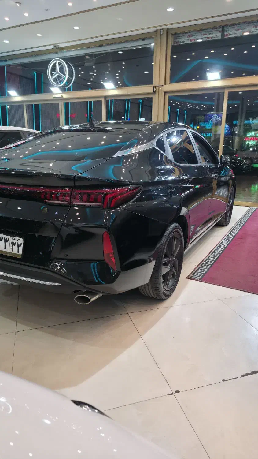 کی ام سی j7 مدل ۴۰۲(نقد و اقساط)|خودرو سواری و وانت|مشهد, تربیت (صدف)|دیوار