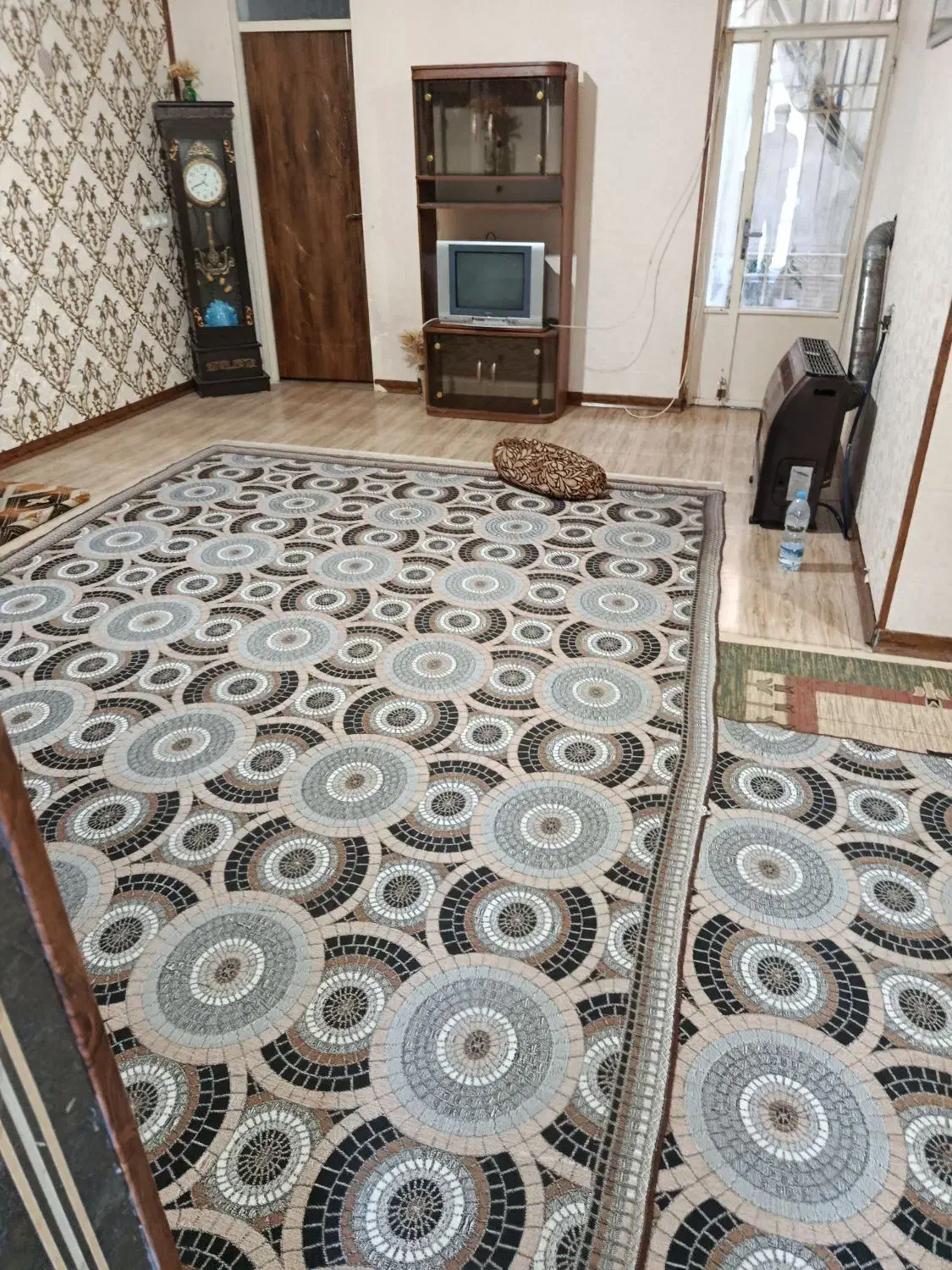 منزل مبله گلسرخ...مخصوص هموطنان با خانواده|اجارهٔ کوتاهمدت آپارتمان و سوئیت|شیراز, گل سرخ|دیوار