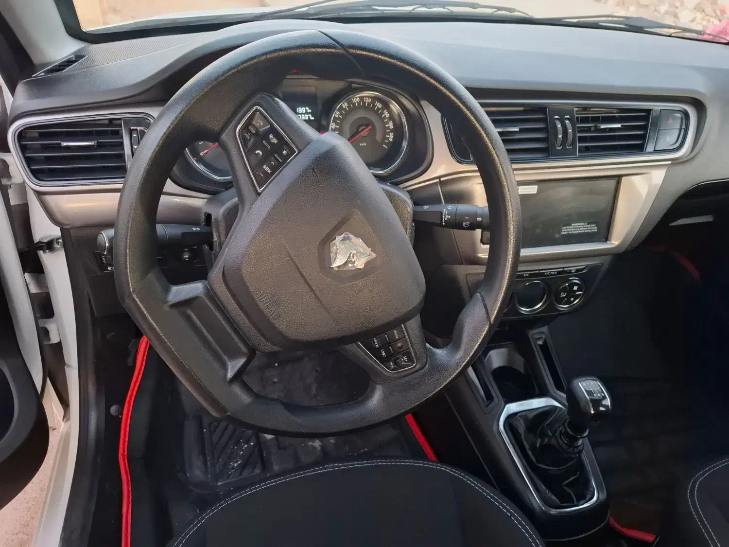 تارا وی 1|خودرو سواری و وانت|گناباد, |دیوار