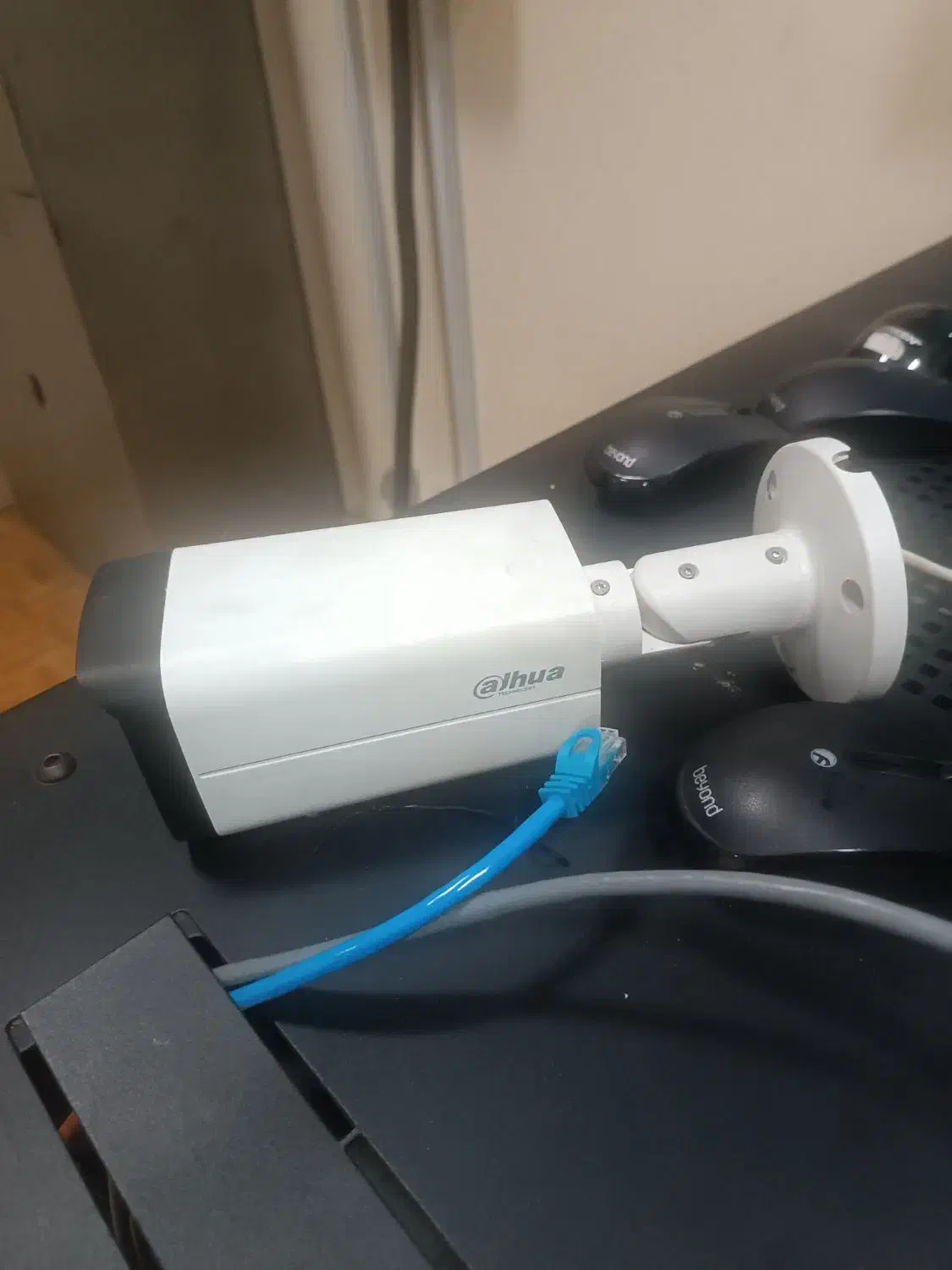 نصب و تعمیرات انواع دوربین های مداربسته....|دوربین مداربسته|شوشتر, |دیوار