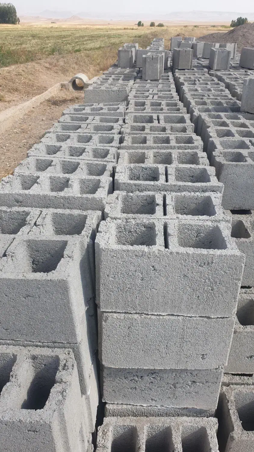 کارگاه تولیدبلوک سیمانی وپوکه وانواع گیف|مصالح و تجهیزات ساختمان|مهربان, |دیوار