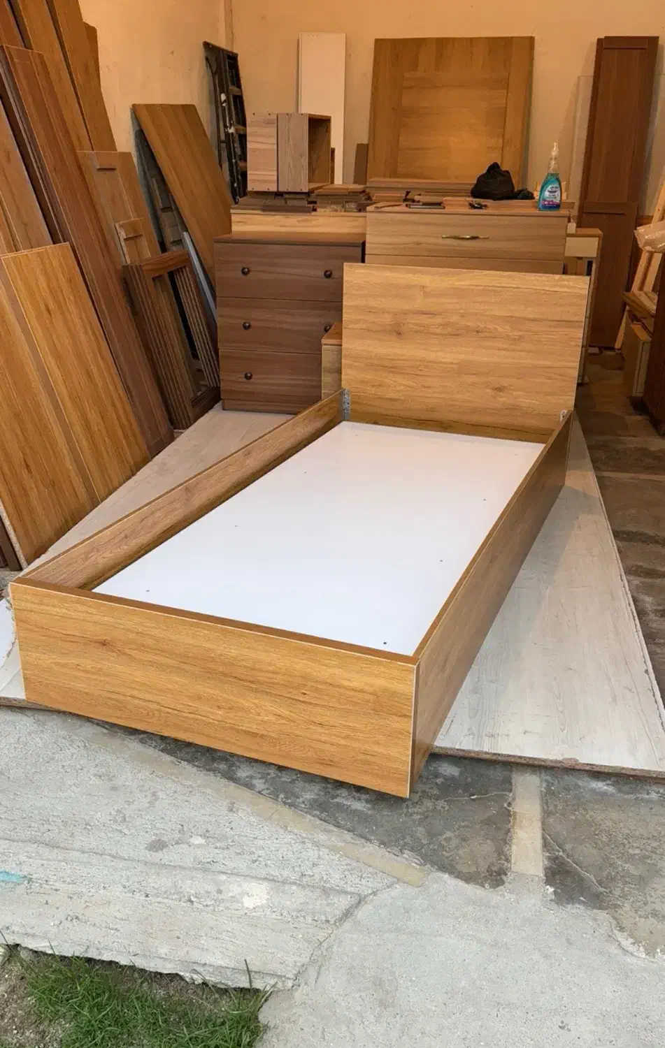 تخت یکنفره قیمت مناسب|تخت و سرویس خواب|تنکابن, |دیوار