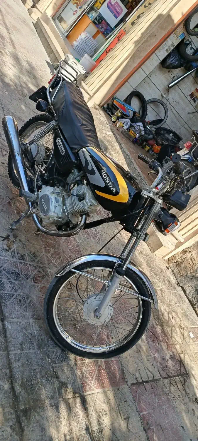 موتور سیکلت مزایده ای|موتورسیکلت|مرودشت, بیست متری بیمارستان|دیوار