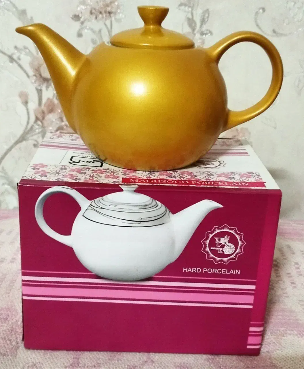 قوری و استکان|قوری، کتری، قهوه‌ساز دستی|بروجرد, |دیوار