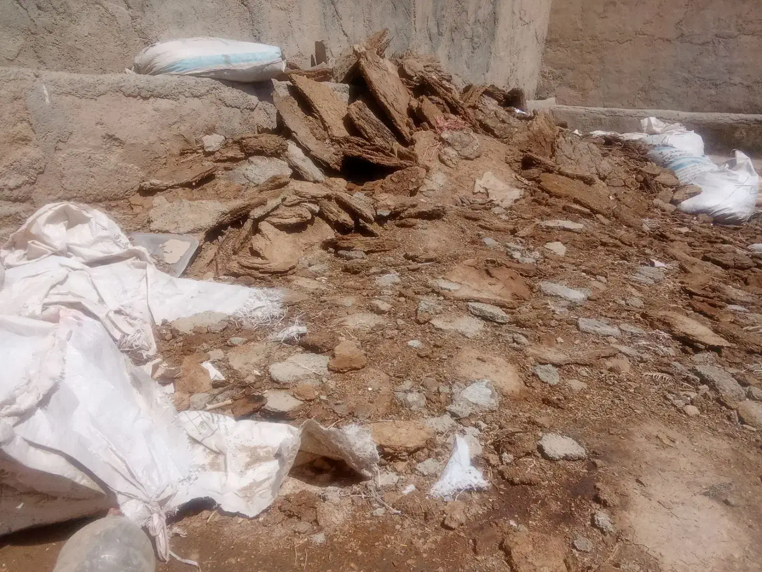 کود|حیوانات مزرعه|چناران, |دیوار