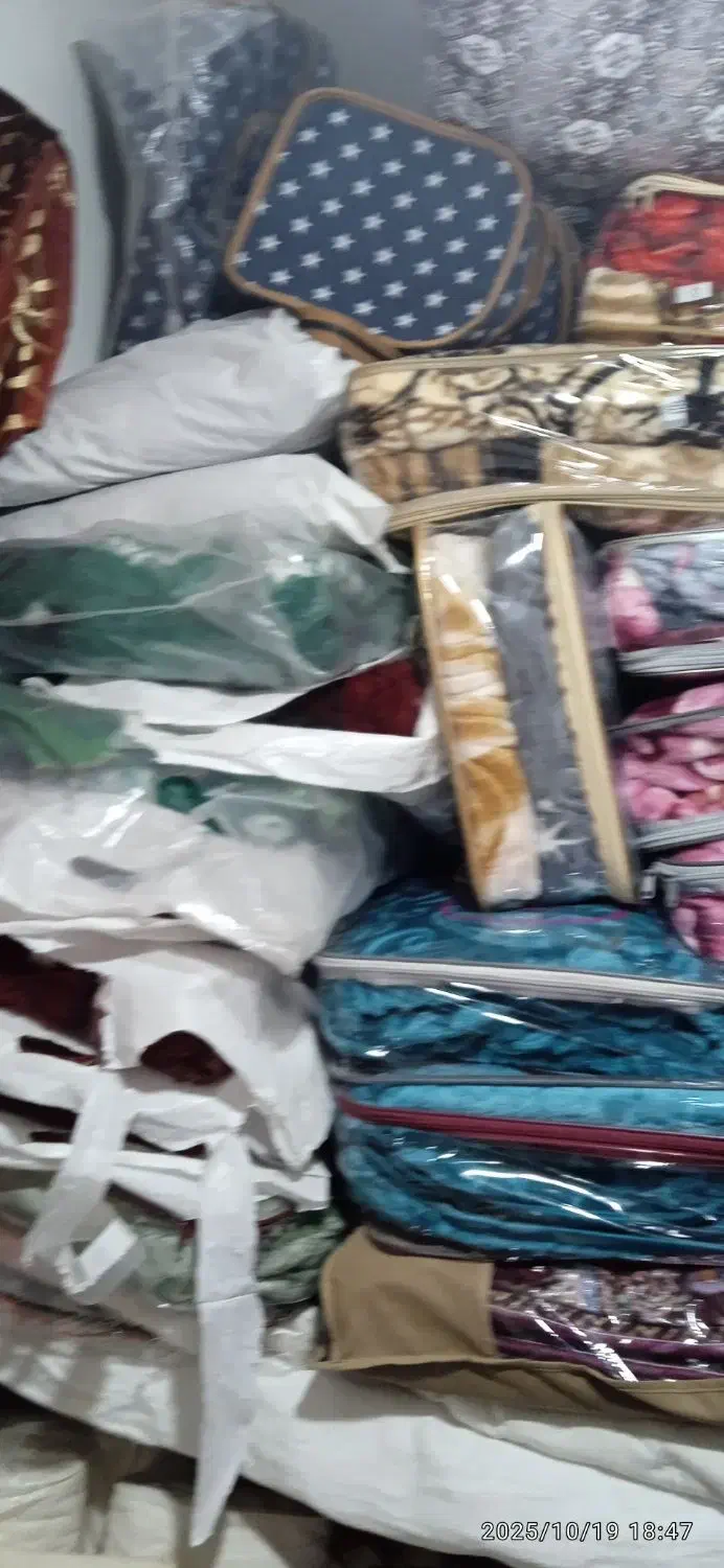 بالش تشک لحاف فروش پتو روفرشی ولوازم خانگی|رختخواب، بالش، پتو|آذرشهر, |دیوار