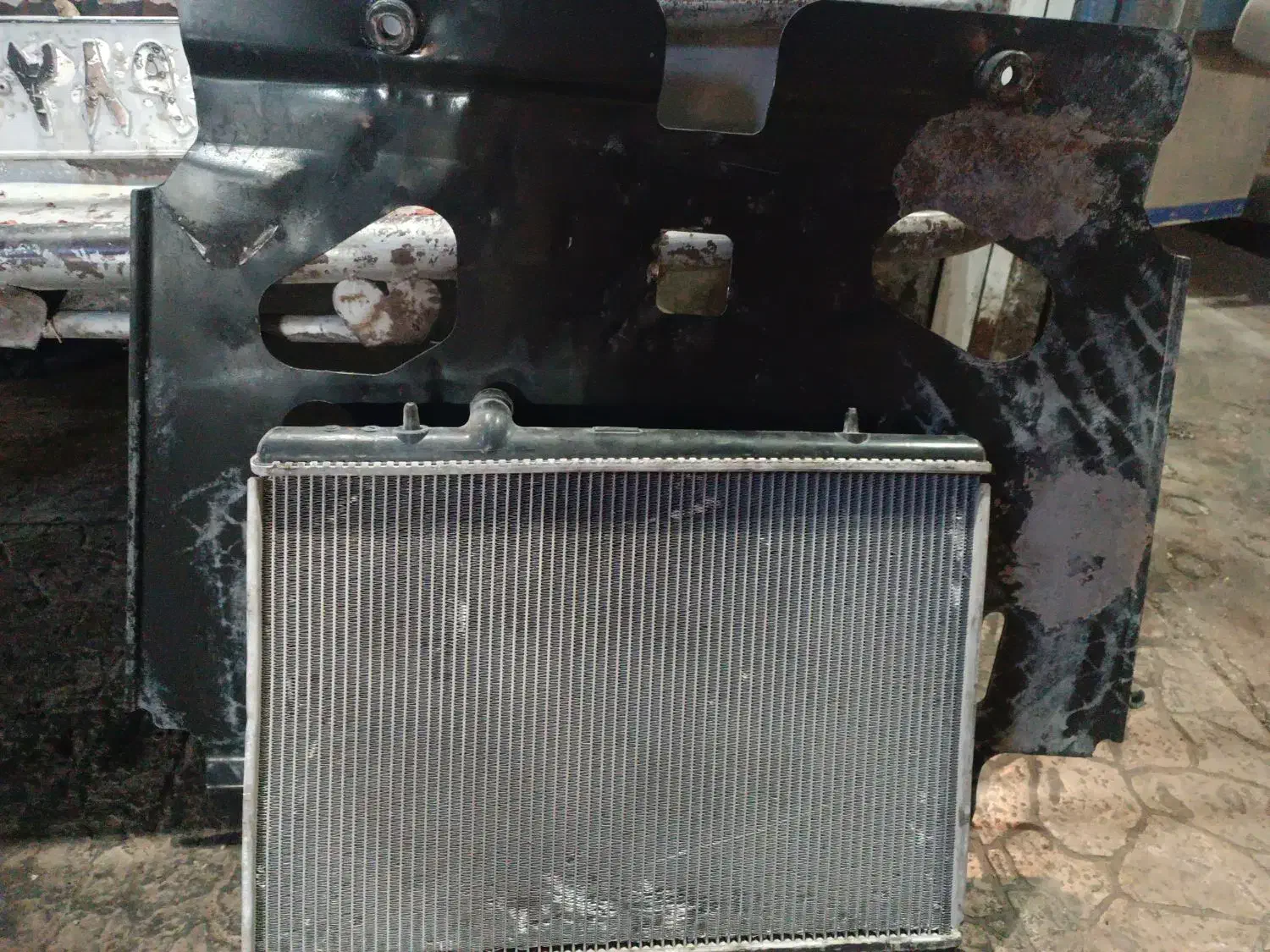 رادیاتورt2.206 وسینی زیرموتور206|قطعات یدکی و لوازم جانبی|کازرون, |دیوار