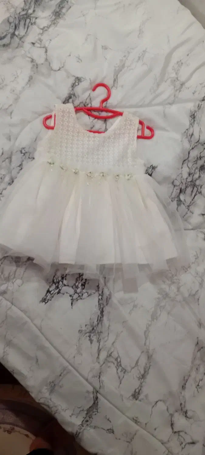 لباس عروسکی|کفش و لباس بچه|گیلوان, |دیوار