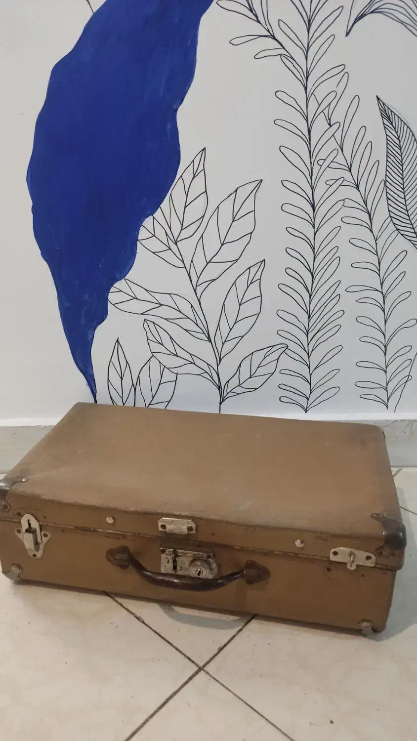 چمدان عتیقه چوبی با قدمت حدود صد سال|کلکسیون اشیاء عتیقه|تهران, زرگنده|دیوار