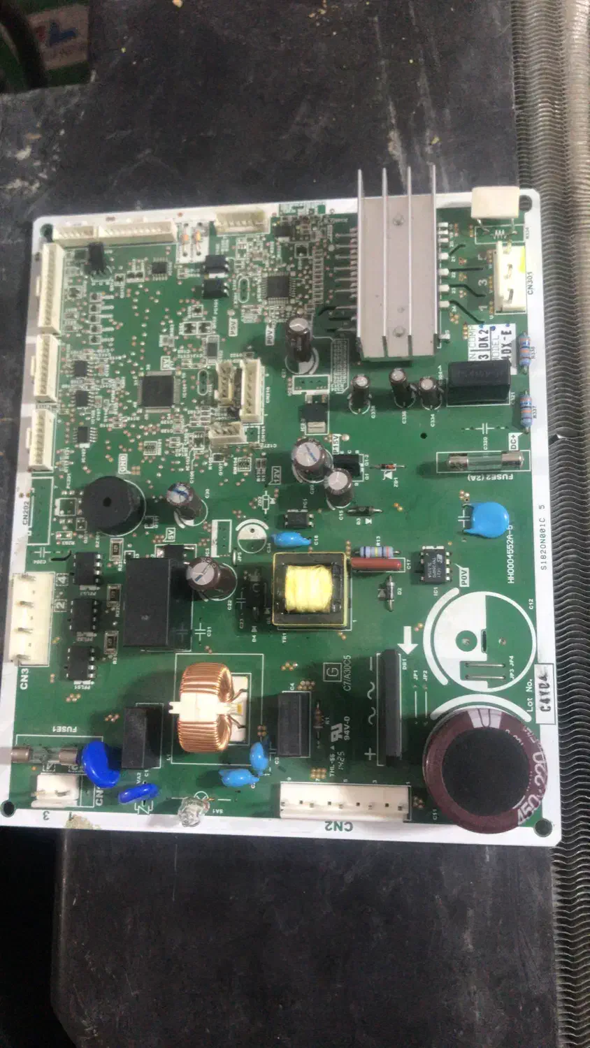 تعمیر انواع برد یخچال فریزر وکولر و لباسشویی|خدمات پیشه و مهارت|بندر امام خمینی, |دیوار