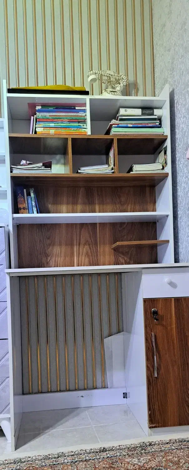 میزتحریر و کتابخانه|میز تحریر و کامپیوتر|شهریار, شهرک شاهد|دیوار