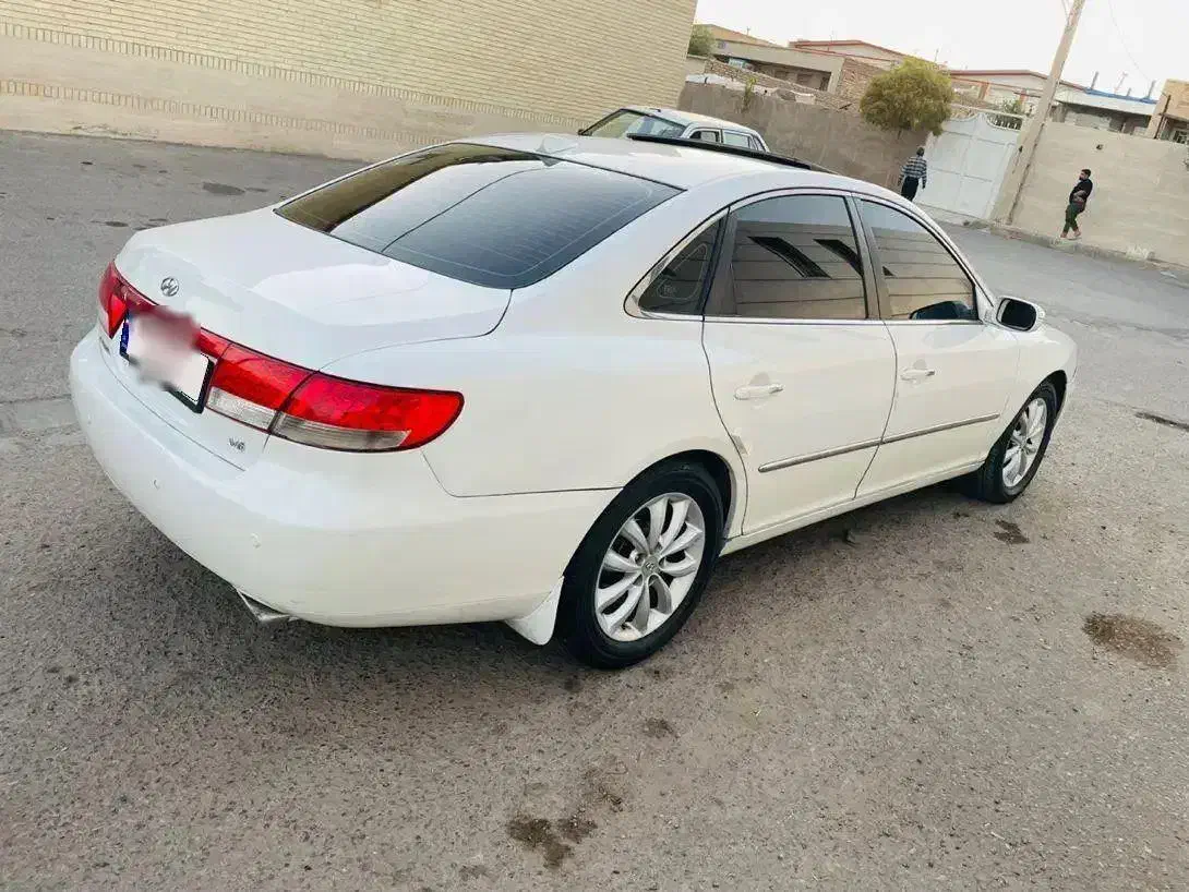 ازرا ۲۰۰۷ سفید بدون رنگ|خودرو سواری و وانت|شیراز, ملاصدرا|دیوار