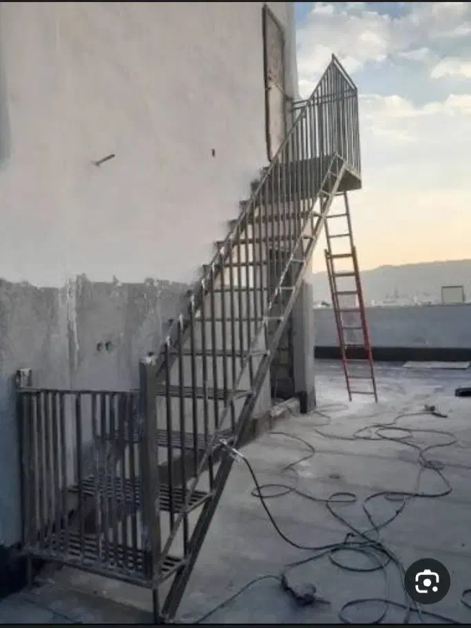 جوشکاری سیار آردواز،رابیتس،سقف شیبدار،اسکلت والپست|خدمات پیشه و مهارت|مشهد, حرم مطهر رضوی|دیوار