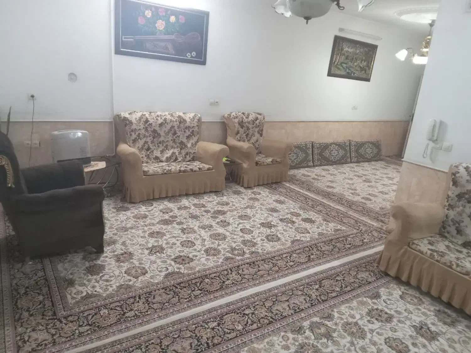 مبل۷نفره|مبلمان خانگی و میز عسلی|نیشابور, میدون بار|دیوار