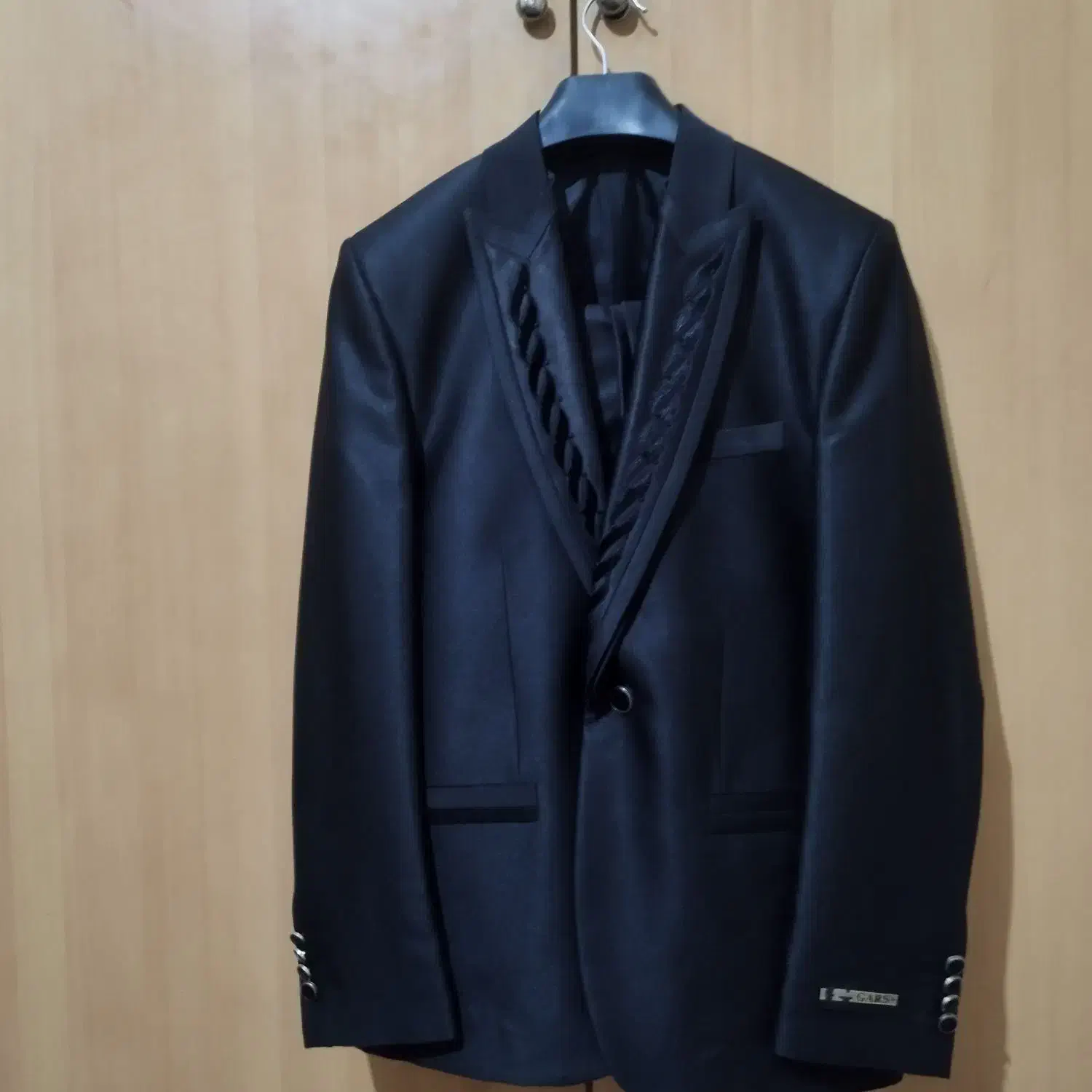 کت و شلوار مردانه همراه با کراوات و کاور|لباس|شیراز, رکنآباد|دیوار