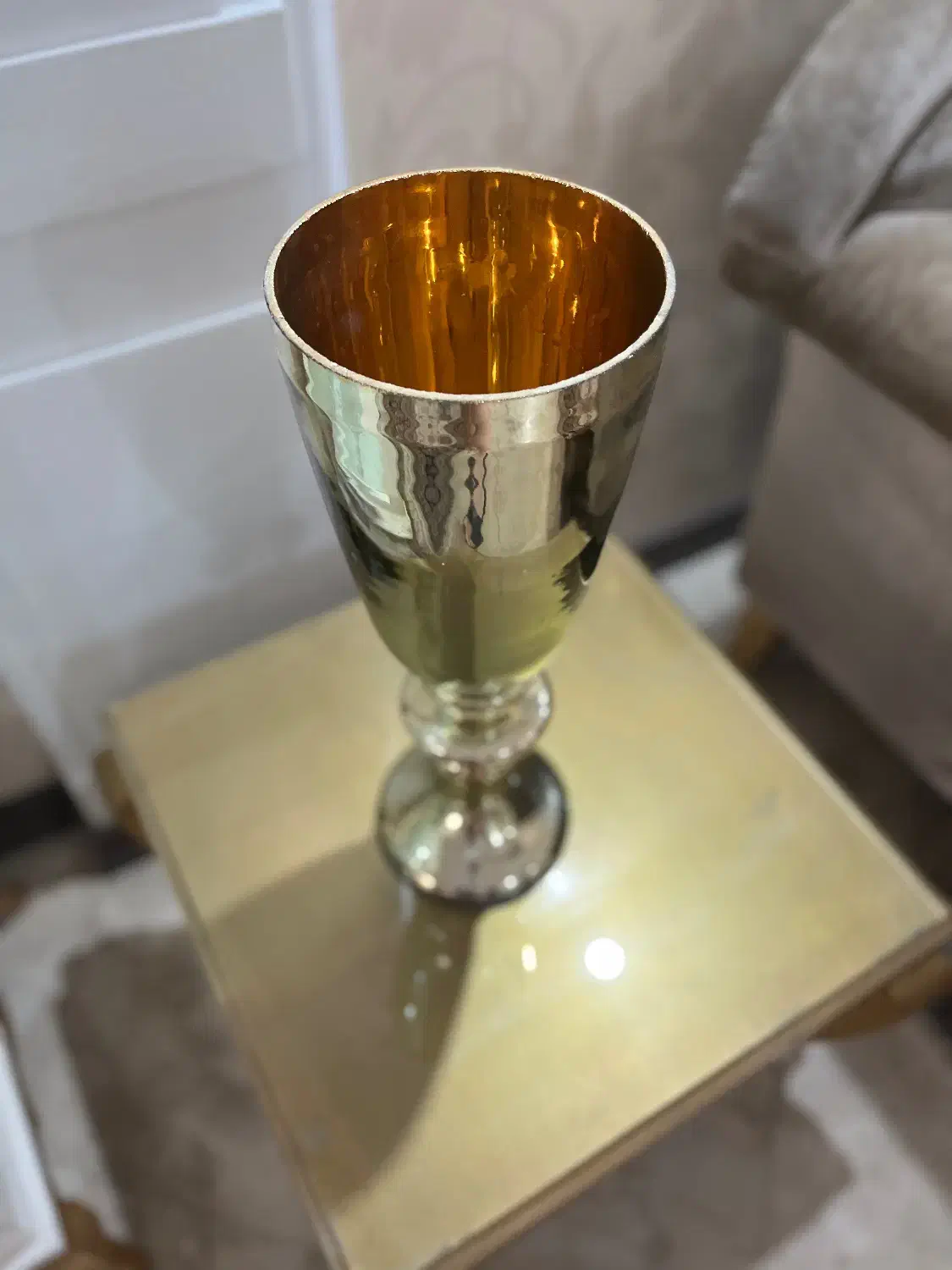 گلدان شیشه ای طلایی|صنایع دستی و سایر لوازم تزئینی|تهران, قنات‌کوثر|دیوار