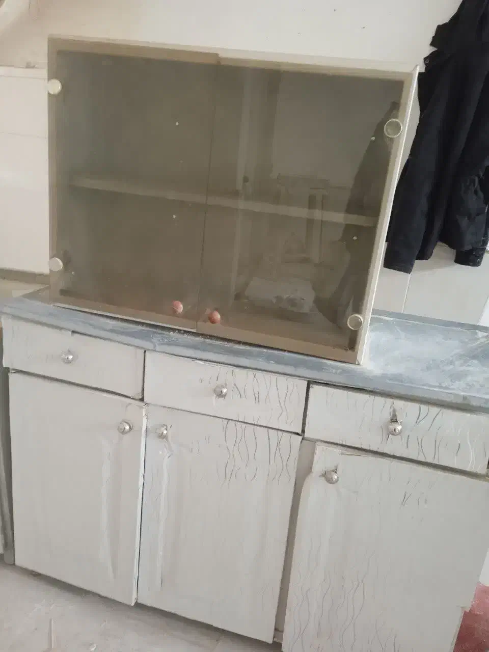 کابینت فلزی باسینک|آب‌چکان و نظم‌دهنده ظروف|بروجرد, |دیوار