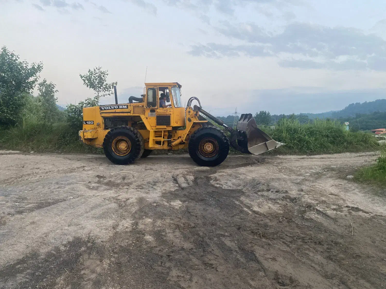 فروش لودر ال120|خودرو سنگین|امامزاده عبدالله, |دیوار