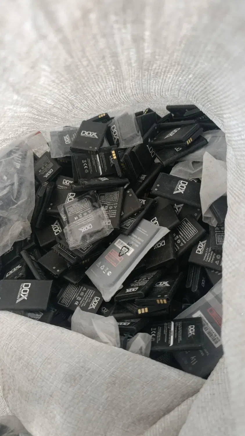 باطری گوشی نو سالم 10/000 عدد|لوازم جانبی موبایل و تبلت|اصفهان, طاحونه|دیوار