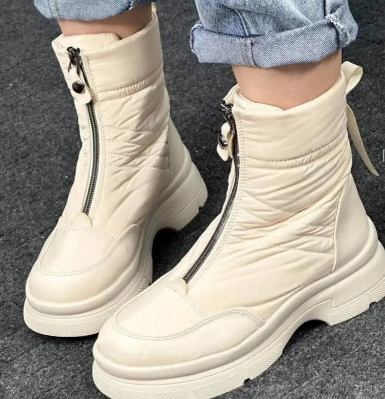 کاپشنی|کیف، کفش، کمربند|شیراز, باغشهر قصر سبز|دیوار