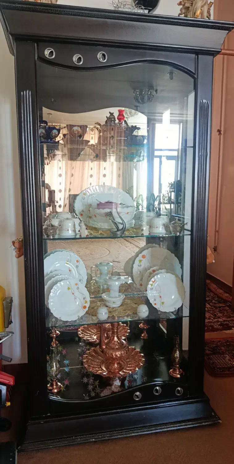 ویترین|بوفه، ویترین، کنسول|بروجن, |دیوار