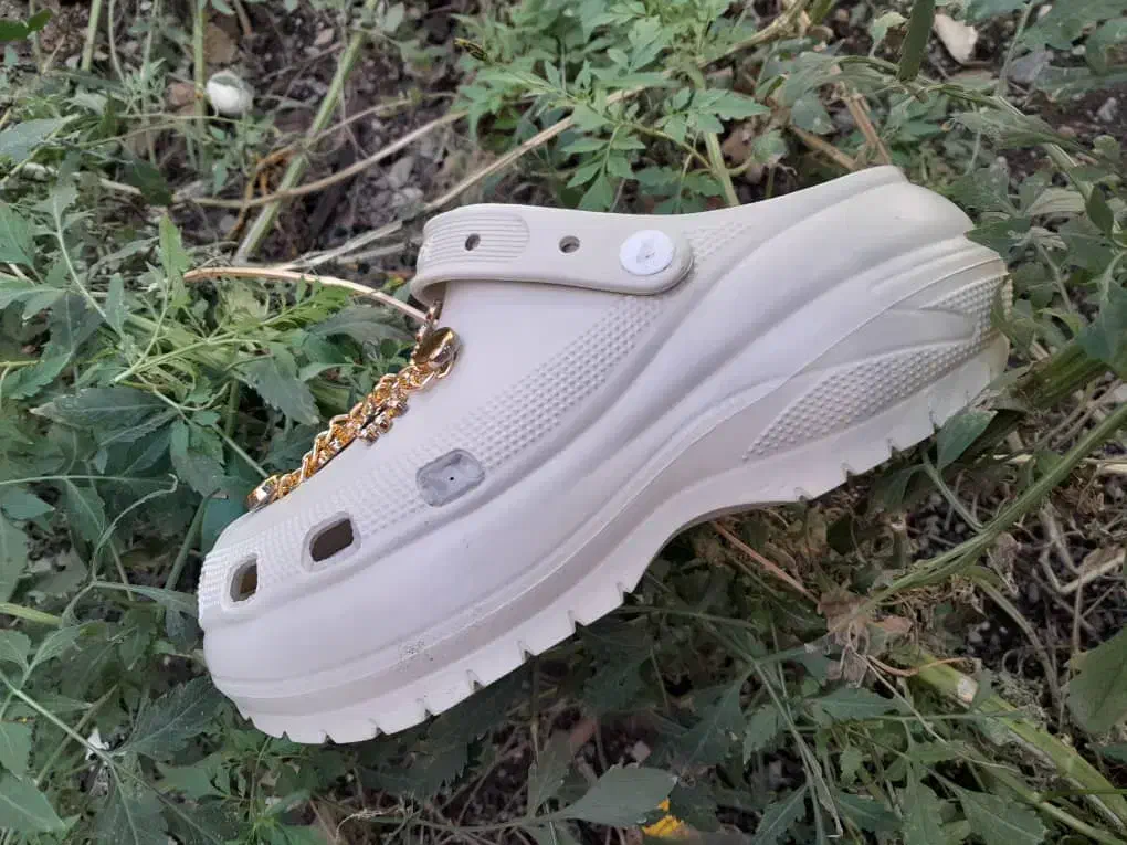 کراکس زنانه۸جفتی|کیف، کفش، کمربند|اندیشه, اندیشه فاز ۴|دیوار