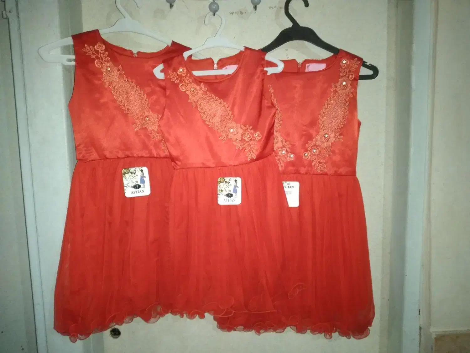 سارافون|کفش و لباس بچه|الوند, |دیوار