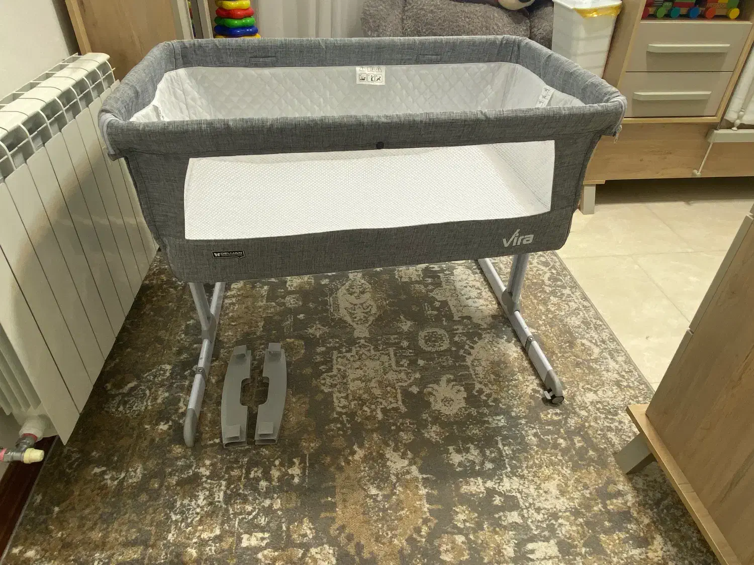 تخت  نوزادی کنار مادر مدل ویرا دلیجان در حد نو|تخت و صندلی بچه|آمل, |دیوار