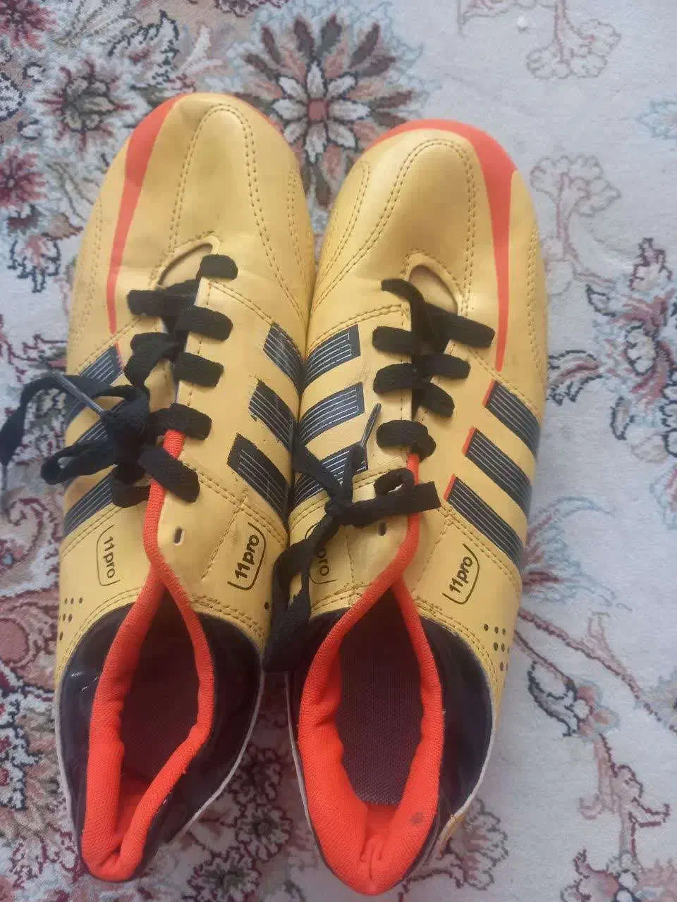 کفش ورزشی استوک ۱۱پرو|کیف، کفش، کمربند|شهریار, شهرک وائین|دیوار