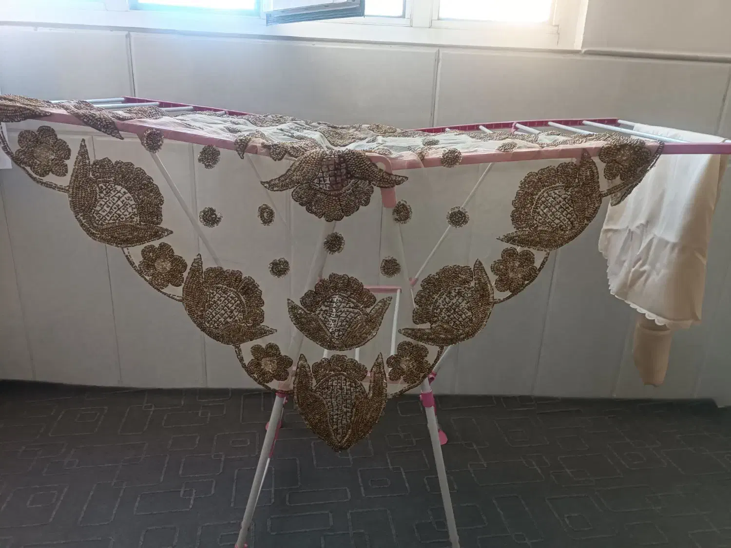 رو میزی و ساتن|پرده، رانر، رومیزی|قم, محمد آباد|دیوار