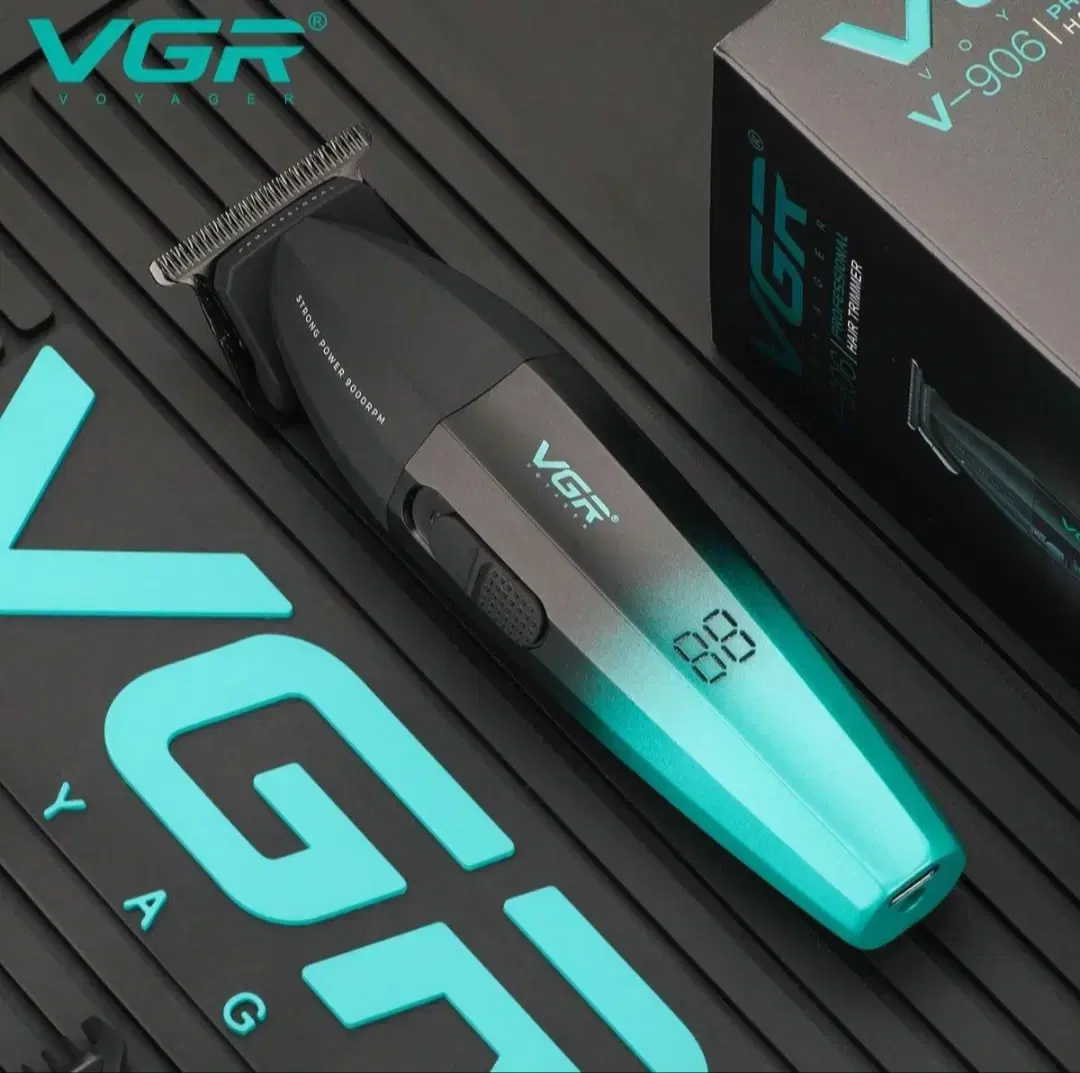 ماشین اصلاح صفرزن و خط زن VGR V-906 فوق حرفه ای|آرایشی، بهداشتی، درمانی|قم, علی آباد|دیوار
