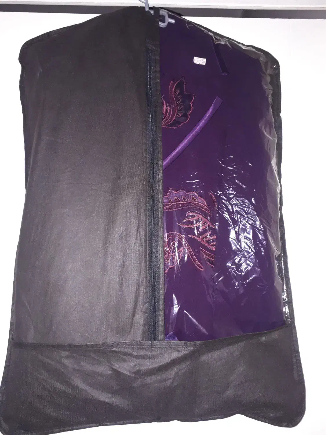 کت و دامن|لباس|دورود, |دیوار