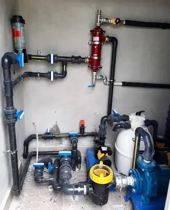 استخر و جکوزی،تاسیسات|خدمات پیشه و مهارت|لنگرود, |دیوار