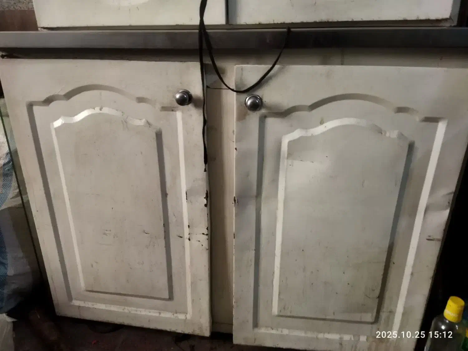 کابیت باغی|جاکفشی، کمد، دراور|مهاجران, |دیوار