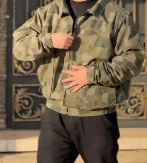 کاپشن چریکی خلبانی|لباس|فولادشهر, B4|دیوار