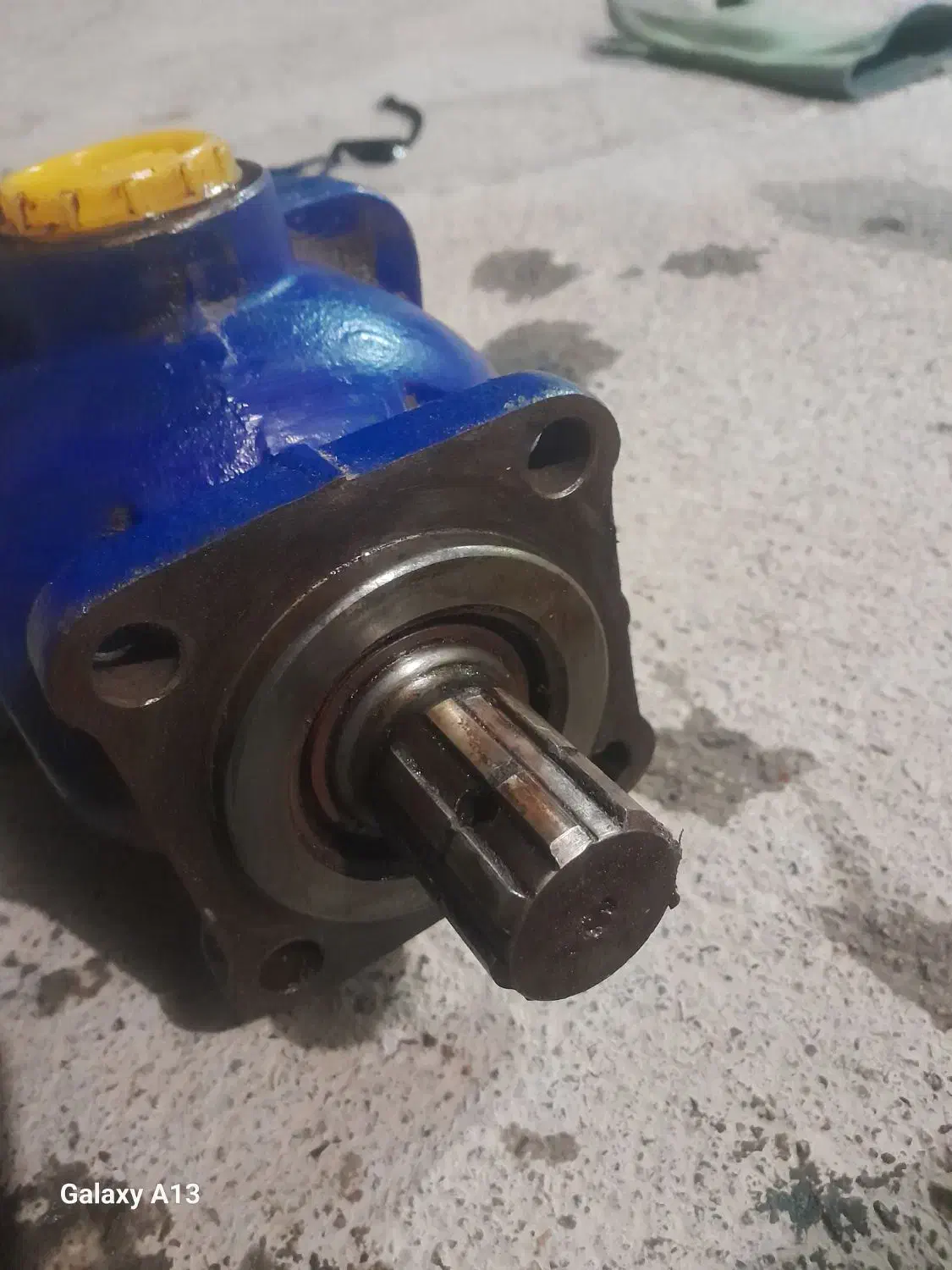 پمپ 9پستان|ماشین‌آلات صنعتی|لردگان, |دیوار