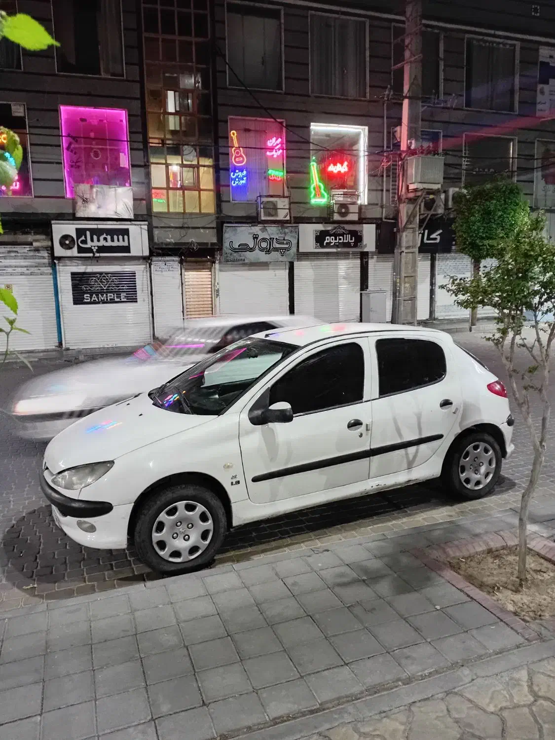 206  مدل 82|خودرو سواری و وانت|تهران, شاهین|دیوار