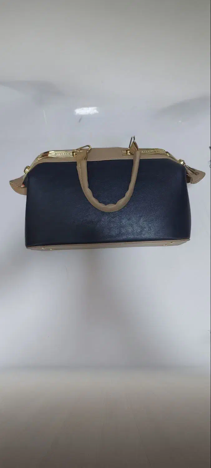 کیف مجلسی سرمه ای|کیف، کفش، کمربند|قم, باجک دو|دیوار