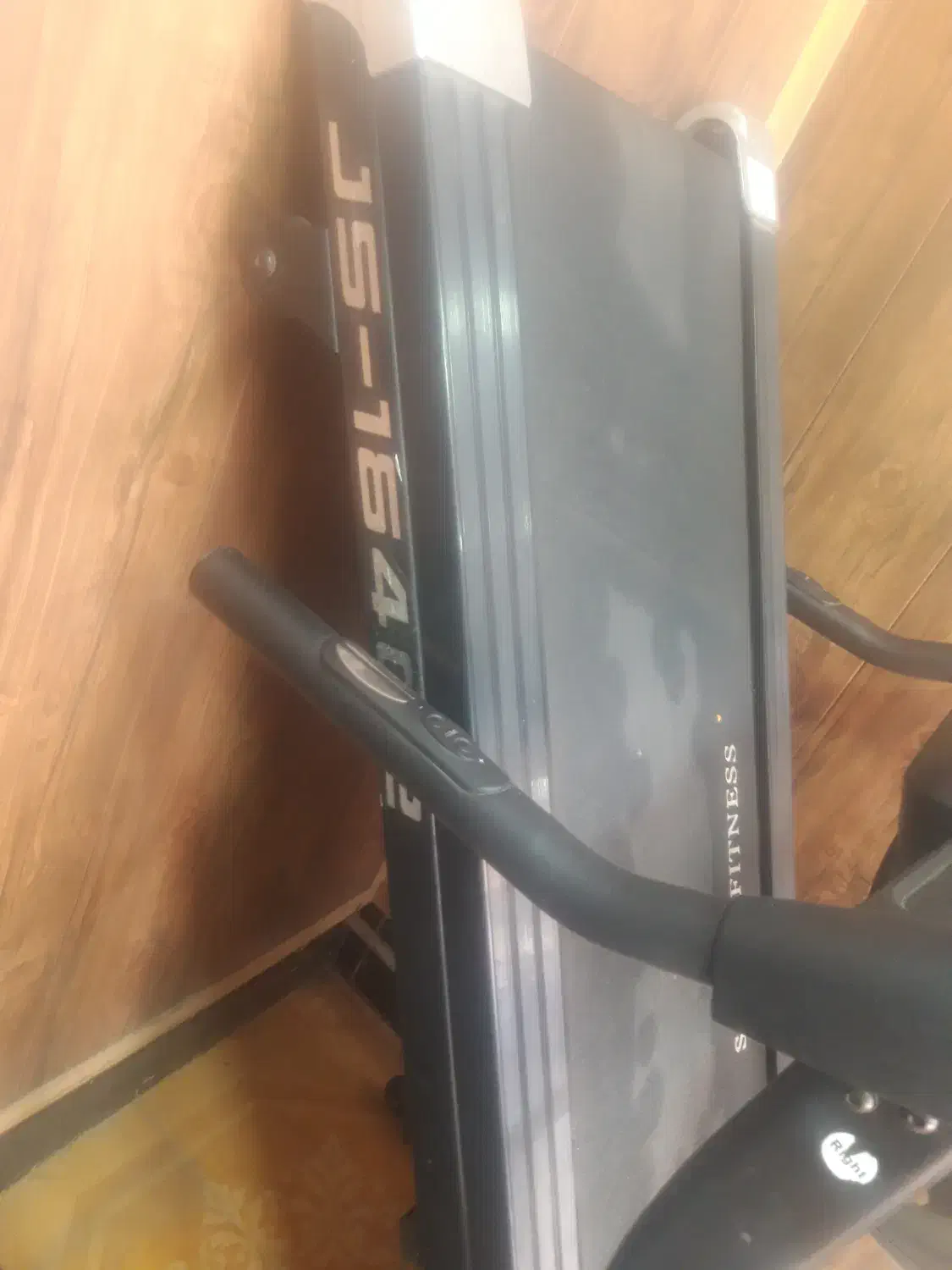 فروش تردمیل خانگی با ویبراتور در حد نو نوحرفه ای|تجهیزات ورزشی|قیدار, |دیوار